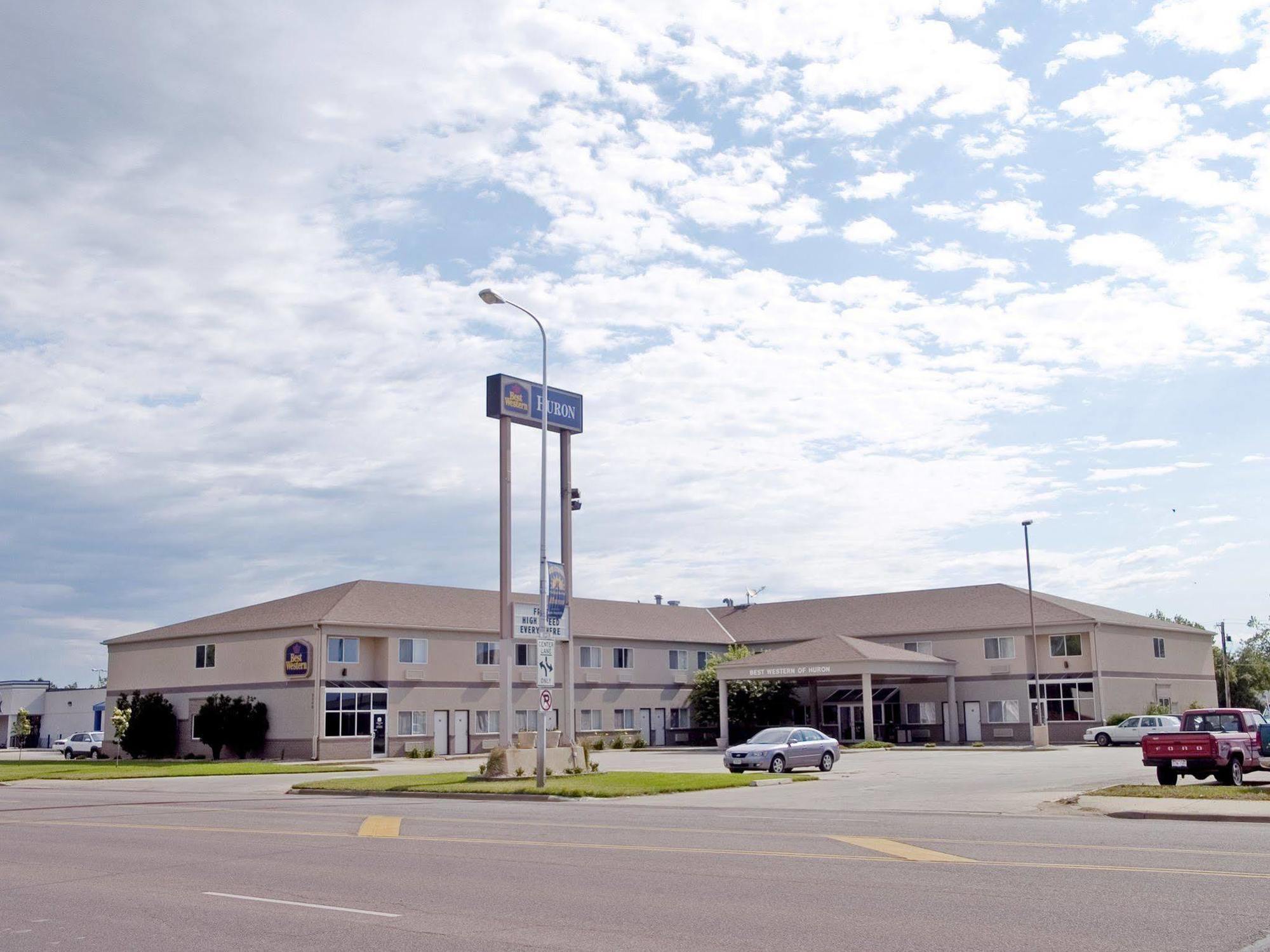 Best Western Of Huron מראה חיצוני תמונה